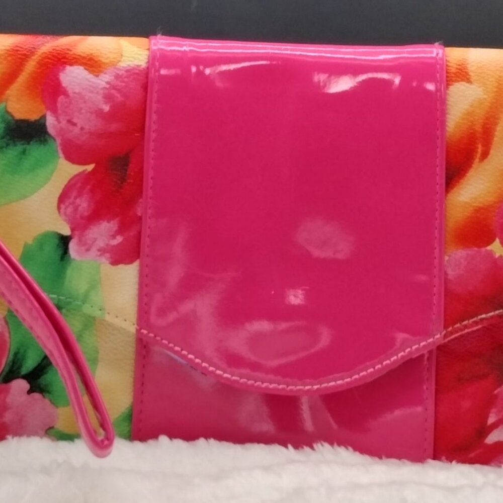Charming Charlie Floral Wristlet Clutch – Pink Patent Accent – Bold Statement